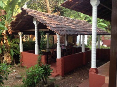 Costa Malabari Outdoor Dining